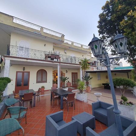 Hotel Mareluna Ischia Forio di Ischia Esterno foto