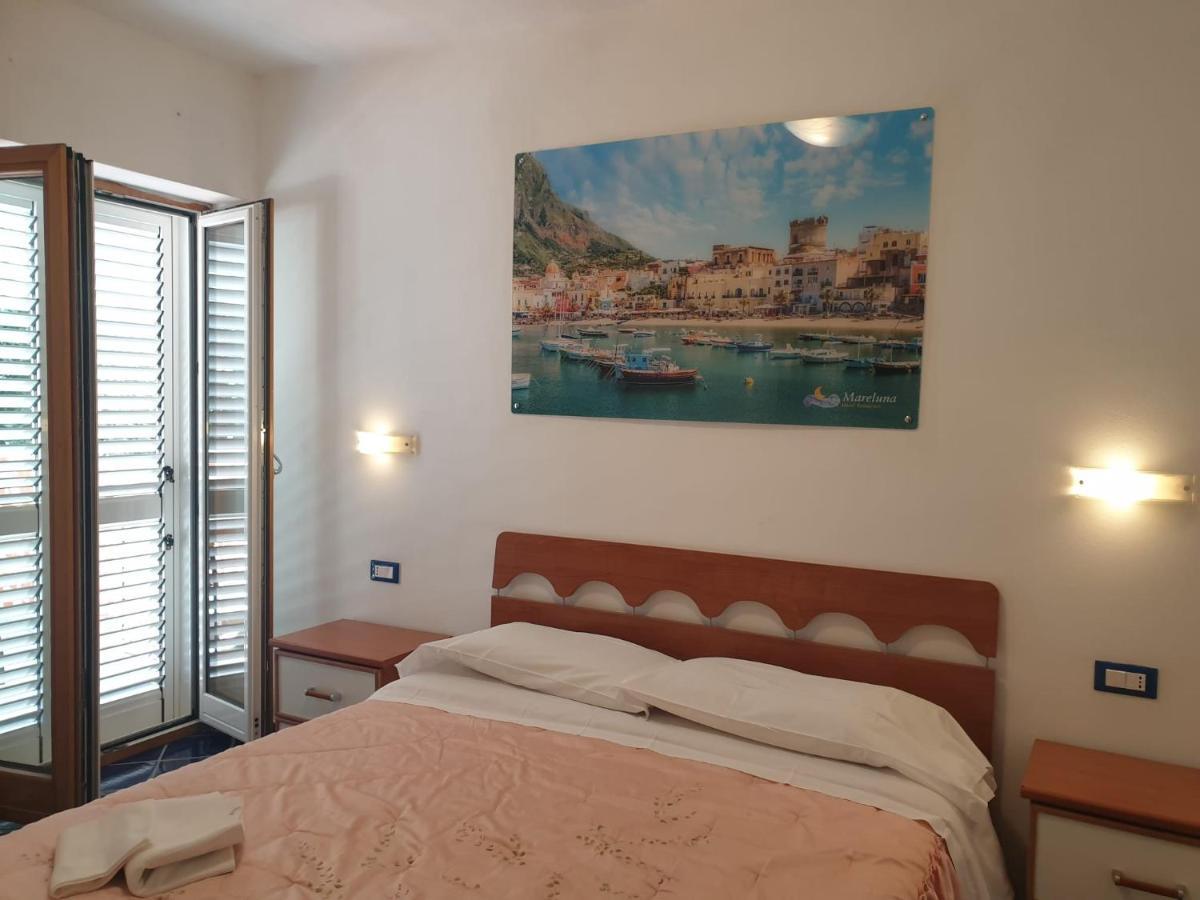 Hotel Mareluna Ischia Forio di Ischia Esterno foto