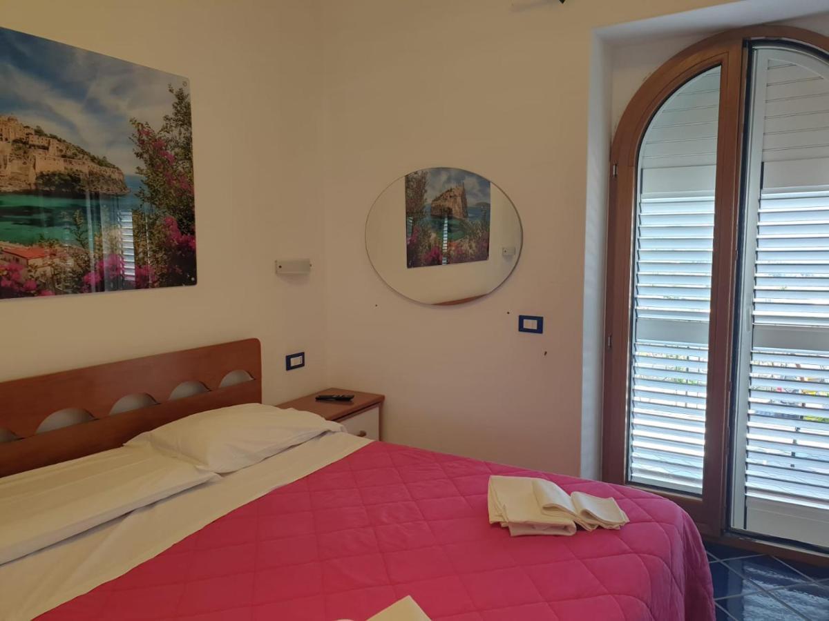 Hotel Mareluna Ischia Forio di Ischia Esterno foto